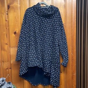 Stylish Ulla Popken sweatshirt